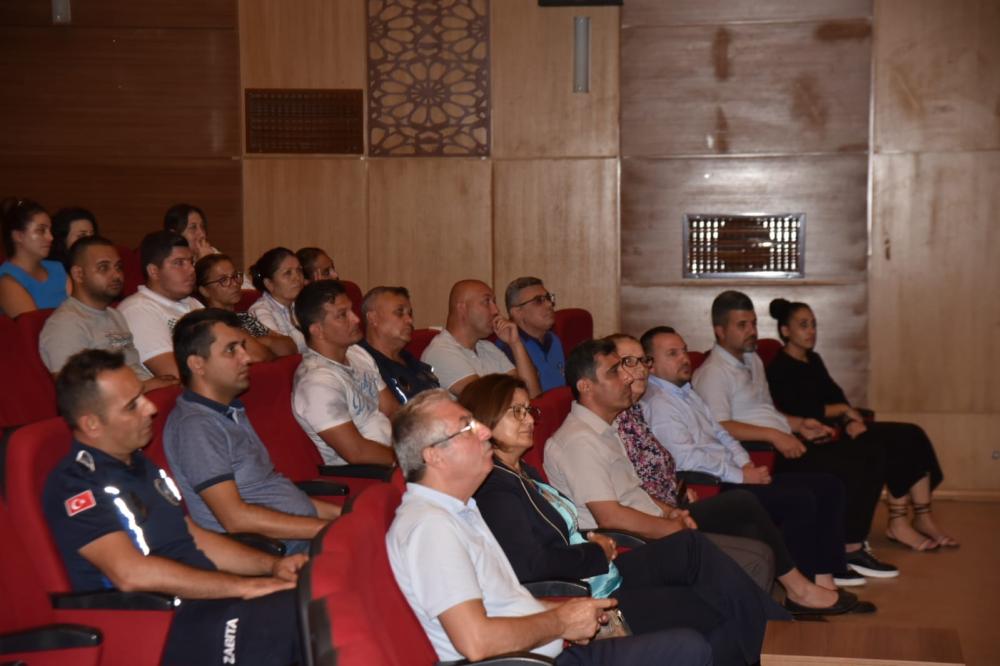 Ceyhan Belediyesi'nde Madde Bağımlılığına Karşı Farkındalık Semineri Düzenlendi