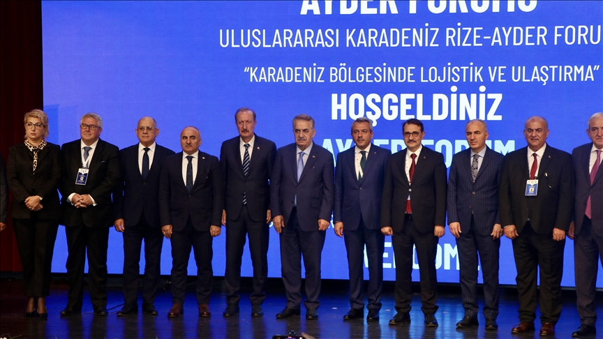 KARADENİZ BÖLGESİ'Nİ GÜÇLENDİRECEK SAMSUN-SARP DEMİRYOLU PROJESİ BAŞLIYOR