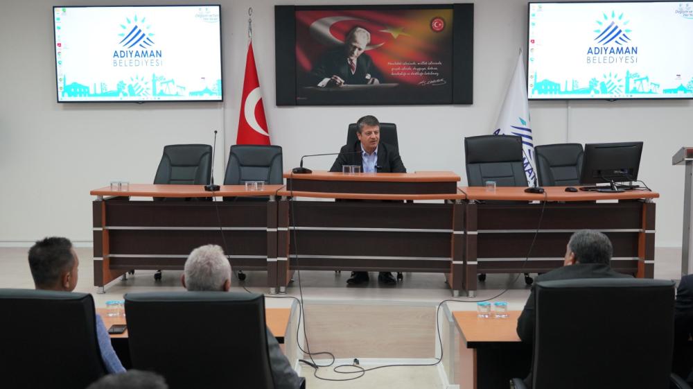 Adıyaman’da Her Mahalleye Muhtar Evi Geliyor: Başkan Tutdere’den Açıklama