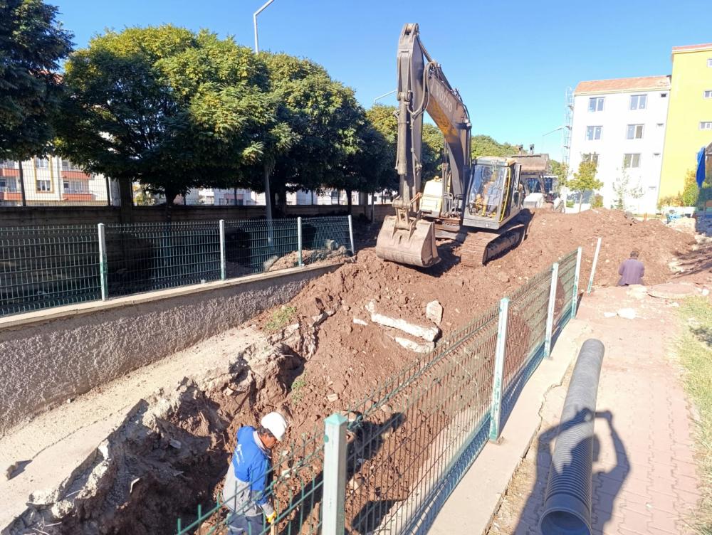 Gölbaşı Devlet Hastanesi'nde Altyapı ve Güçlendirme Çalışmaları Hız Kesmeden Devam Ediyor