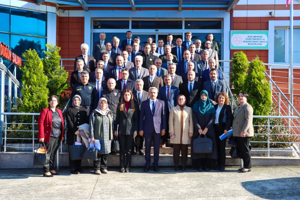 RİZE’DE İL İDARE ŞUBE BAŞKANLARI TOPLANTISI VALİ BAYDAŞ BAŞKANLIĞINDA YAPILDI