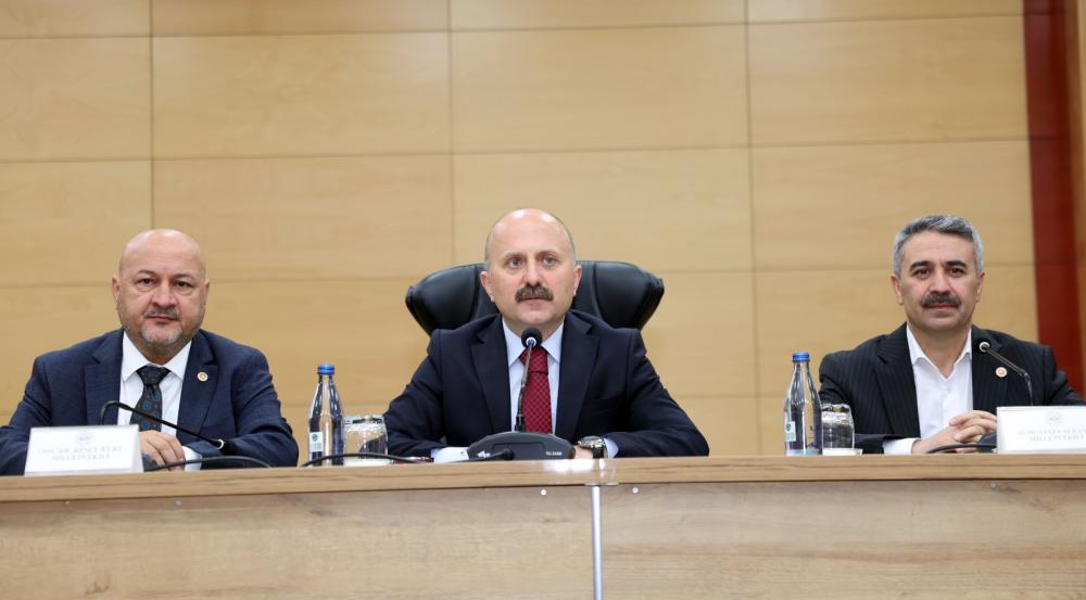 Adıyaman Valisi Osman Varol’dan Köy Muhtarlarıyla Çözüm Odaklı Toplantı