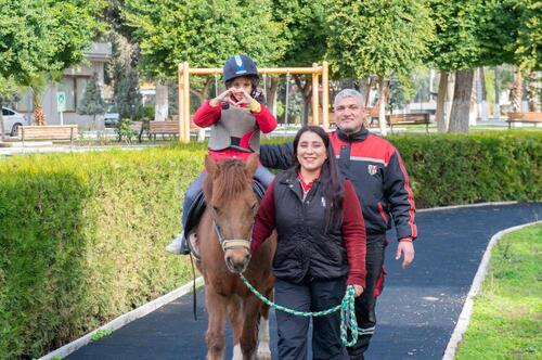 SEYHAN BELEDİYESİ’NDEN ÖZEL GEREKSİNİMLİ ÇOCUKLARA 