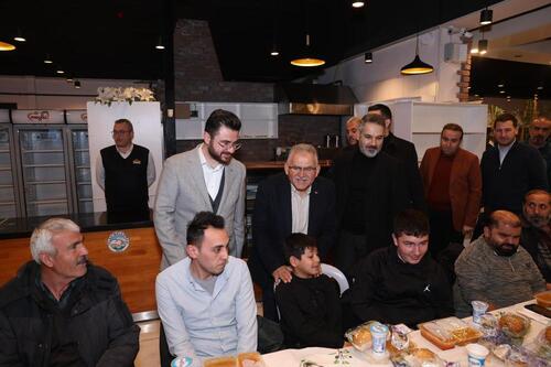KAYSERİ’DE RAMAZAN BULUŞMALARI: BAŞKAN BÜYÜKKILIÇ’TAN İFTAR VE TERAVİH ZİYARETİ