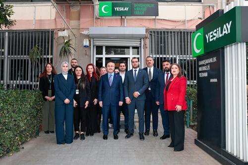 VALİ KÖŞGER, YEDAM’I ZİYARET ETTİ: BAĞIMLILIKLA MÜCADELEYE DESTEK