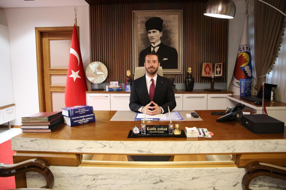 Başkan Kadir Aydar’dan 8 Mart Dünya Kadınlar Günü Mesajı