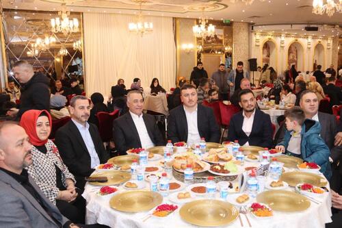 KASTAMONU ÇATALZEYTİN YENİBEYLER KÖYÜ DERNEĞİ’NİN İFTAR PROGRAMINDA YOĞUN KATILIM