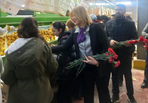 CHP Antakya Kadın Kolları’ndan Fabrika İşçilerine 8 Mart Sürprizi