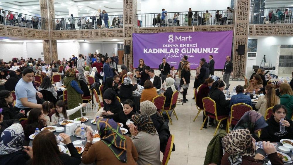 BAŞKAN TUTDERE 8 MART ETKİNLİĞİNDE KADINLARLA BULUŞTU