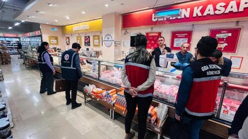 ADIYAMAN’DA FAHİŞ FİYAT DENETİMLERİ SÜRÜYOR: 7 İŞYERİNE CEZA KESİLDİ