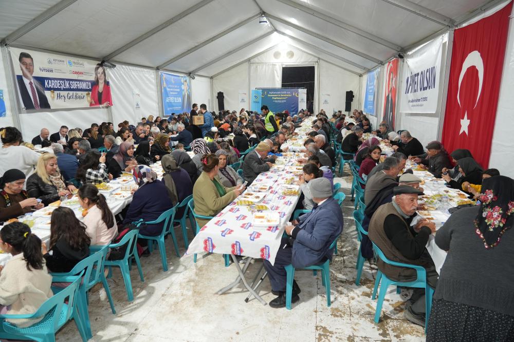 ADIYAMAN VE TEKİRDAĞ BELEDİYELERİNDEN İFTAR SOFRASINDA DAYANIŞMA MESAJI