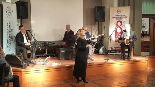 Kadınların Siyasetteki Yeri 8 Mart Paneliyle Gündeme Taşındı