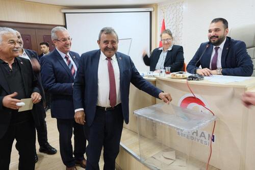 Ceyhan Belediyesi Nisan Ayı Meclis Toplantısı Gerçekleştirildi