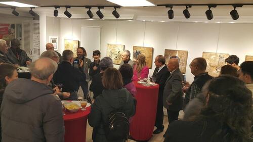 SİBEL AKTAŞ’IN “ZAMANIN HAFIZASI” SERGİSİ ANKARA’DA SANATSEVERLERLE BULUŞTU