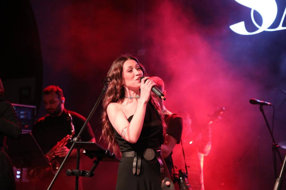 HBB’DEN SAMİDA KONSERİ