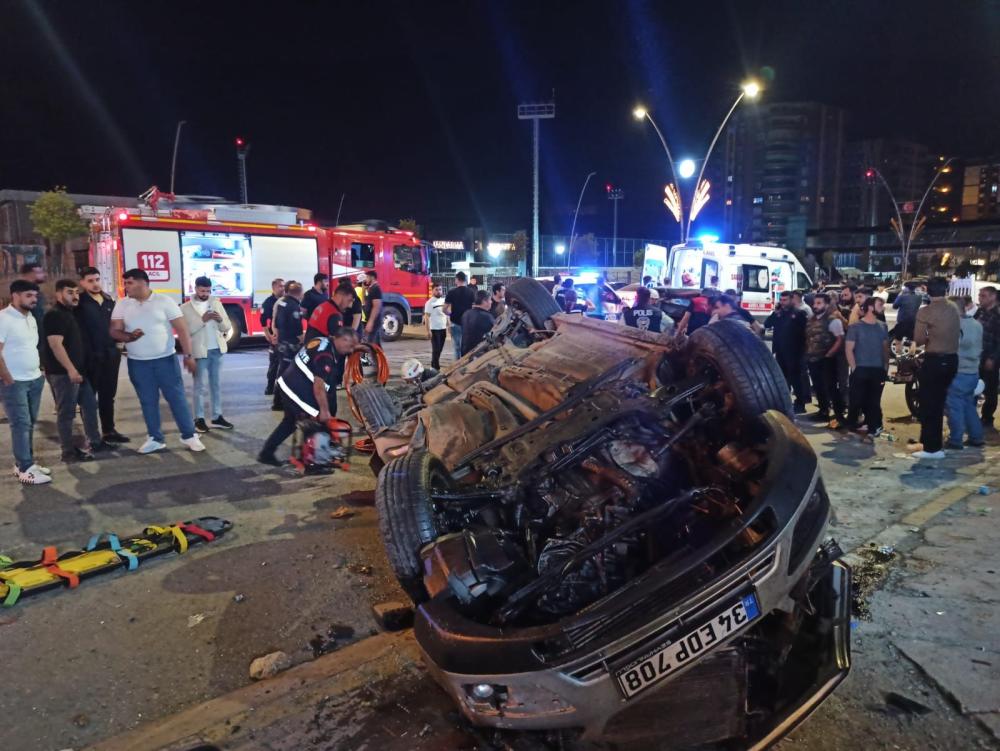 ŞANLIURFA'DA FECİ KAZA: 1 ÖLÜ, 2 YARALI