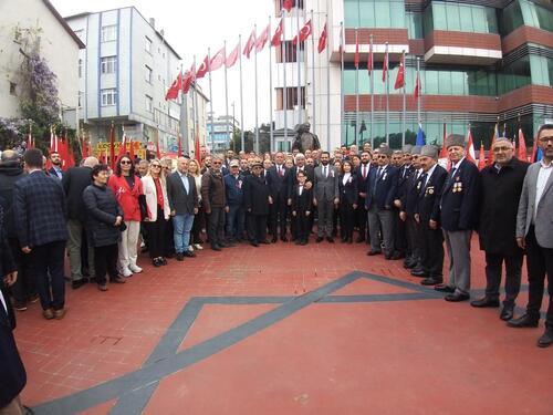 SANCAKTEPE'DE 23 NİSAN COŞKUYLA KUTLANDI, MEYDAN ŞENLİĞİ DEPREM NEDENİYLE İPTAL EDİLDİ