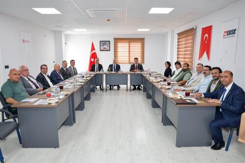 VALİ KÖŞGER, KOZAN OSB MÜTEŞEBBİS HEYETİ İLE BİR ARAYA GELDİ