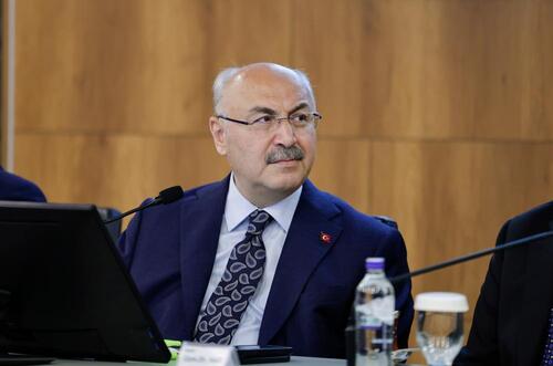 ADANA'DA BAĞIMLILIKLA MÜCADELE İÇİN GÜÇLÜ İŞ BİRLİĞİ VURGUSU