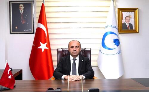 REKTÖR KELEŞ'TEN ANNELER GÜNÜ MESAJI: ANNELER, TOPLUMUN TEMEL DİREĞİDİR