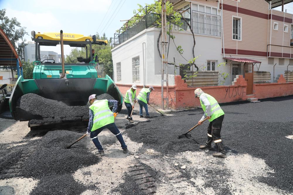 YÜREĞİR BELEDİYESİ'NDEN BİR YILDA REKOR ASFALT ÇALIŞMASI