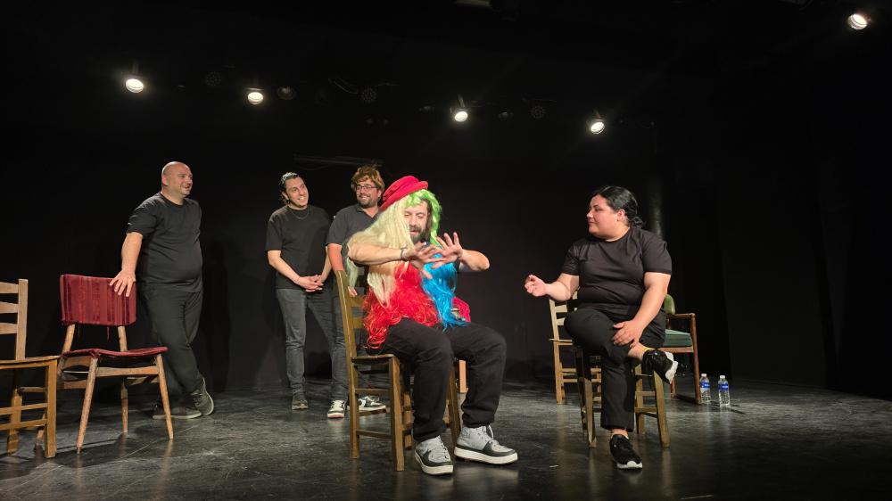 ENTERESANART VE BİLGE OYUNCULAR: DOĞAÇLAMAYLA SAHNEYİ VE EĞİTİMİ DÖNÜŞTÜRÜYOR