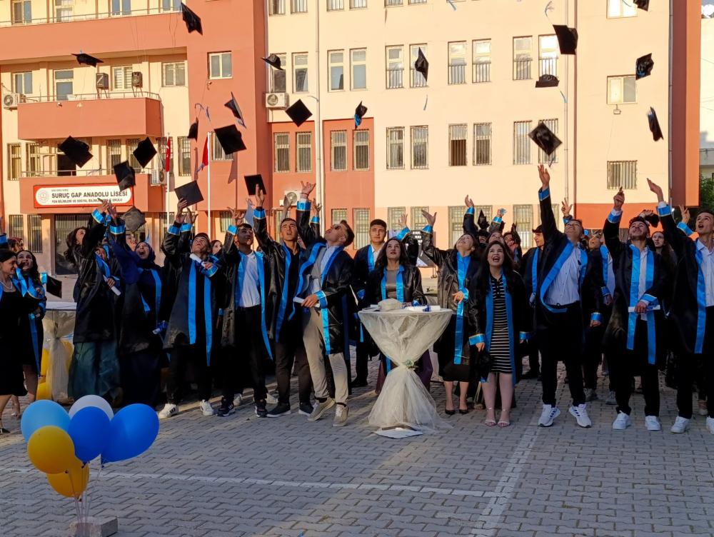 Şanlıurfalı Öğrencilerin Kep Atma Sevinci!