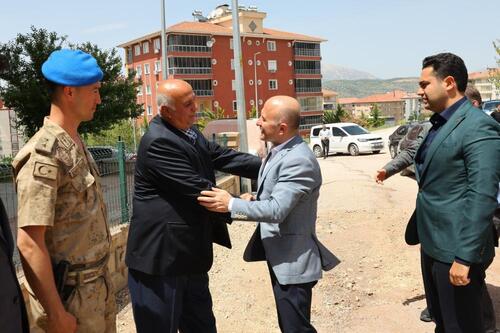 VALİ VAROL'DAN ŞEHİT AİLESİNE ZİYARET VE DESTEK