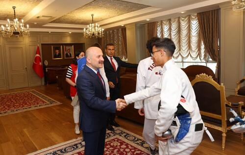 ADIYAMAN VALİSİ VAROL'DAN GENÇLERLE BULUŞMA: 