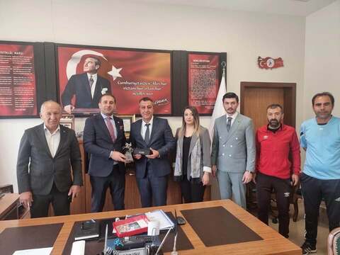 MHP'Lİ ERDOĞAN ORHAN'DAN ZİYARET