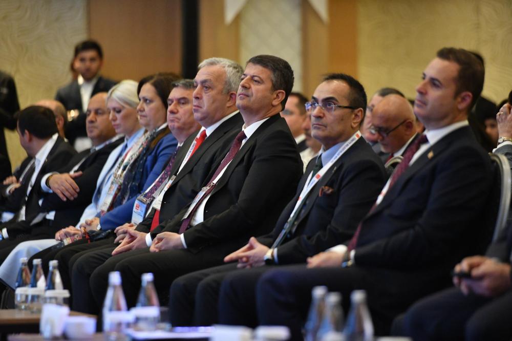 BAŞKAN TUTDERE TÜRKİYE BELEDİYELER BİRLİĞİ ENCÜMEN ÜYELİĞİNE YENİDEN SEÇİLDİ