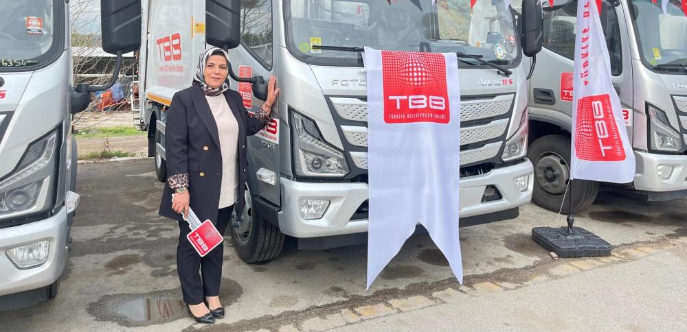 HİLVAN BELEDİYESİ'NE TÜRKİYE BELEDİYELER BİRLİĞİ'NDEN TEMİZLİK ARACI DESTEĞİ