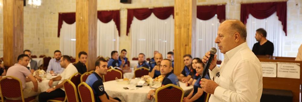 Başkan Demirçalı Zabıta Ekibiyle Kahvaltıda Buluştu